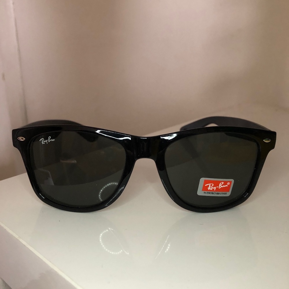 Rayban sunglasses brand new